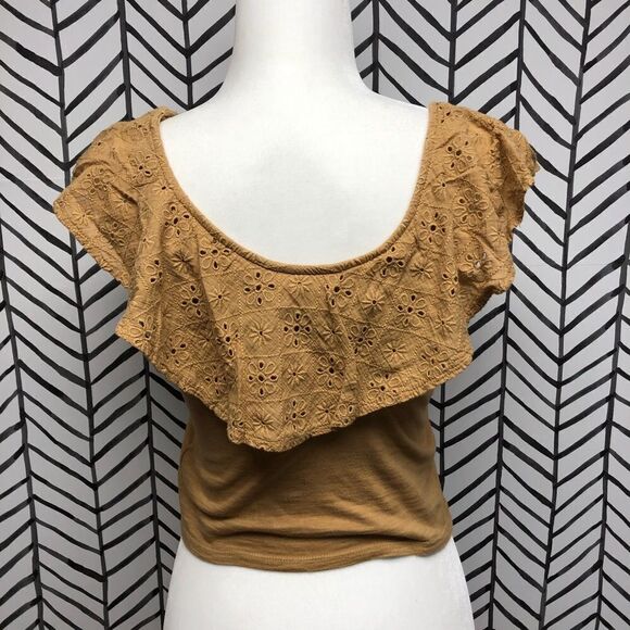American Eagle Tan Ruffled Crop Tank Top - Picture 2 of 3